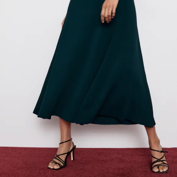 NWT Special Edition Dress by Zara - Picture 3 of 6